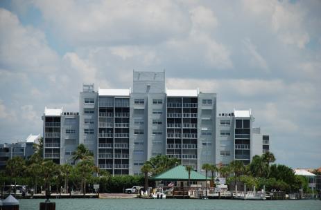 Eagle Cay condo building on Marco Island