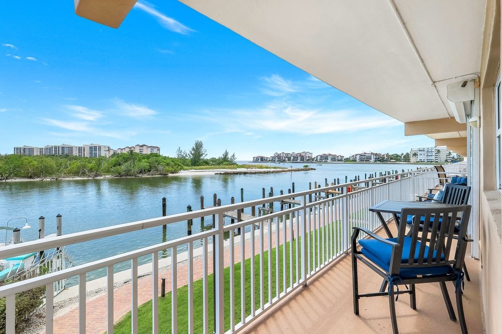 Edington Place condo building on Marco Island