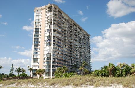 Gulfview condo building on Marco Island