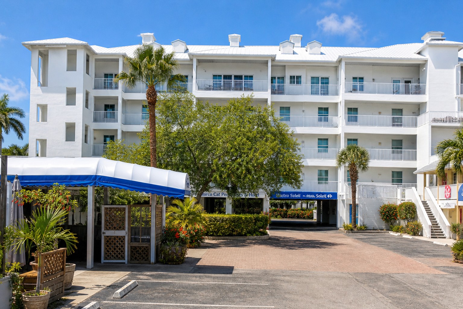 Marco Cat Penthouses condo building on Marco Island