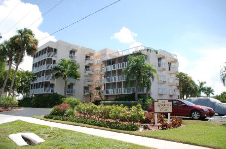 Marguerita condo building on Marco Island