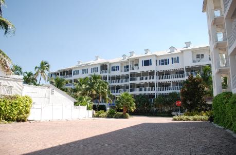 Olde Marco condo building on Marco Island