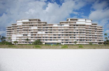 Somerset condo building on Marco Island