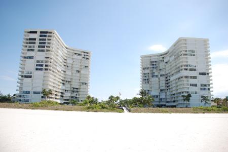 South Seas Tower 1 condo building on Marco Island