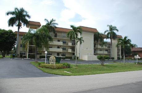Sunny Shadows condo building on Marco Island
