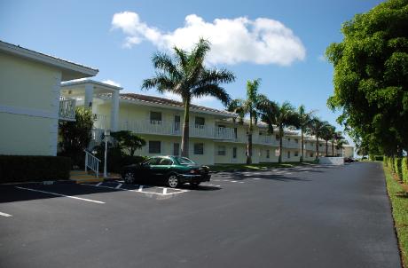 Surfside condo building on Marco Island