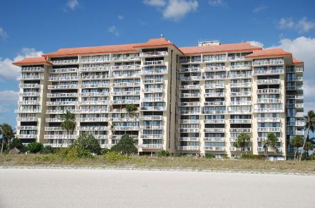 Tradewinds condo building on Marco Island