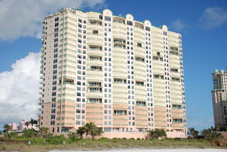 Vera Cruz condo building on Marco Island