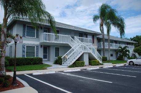 Village At Smokehouse Bay condo building on Marco Island