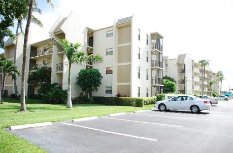 Waters Edge condo building on Marco Island
